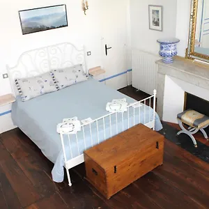 L'enclos Des Jacobins Bed and breakfast